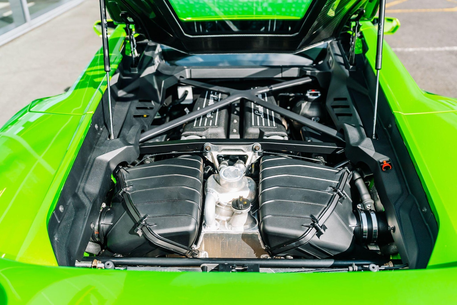 Used Lamborghini Huracan 2023 for sale - 76282753: Photo 50