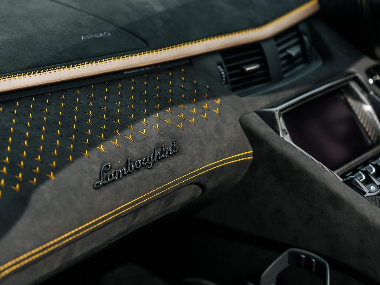 Used Lamborghini Aventador 2022 for sale - 76283999: Photo 53