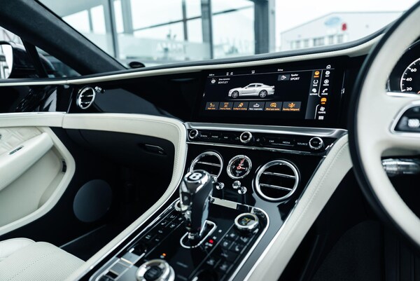 Used Bentley Continental 2021 for sale - 76283196: Photo 40