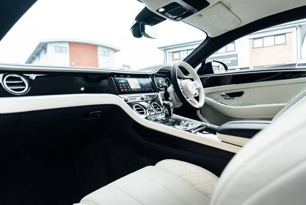 Used Bentley Continental 2021 for sale - 76283196: Photo 48