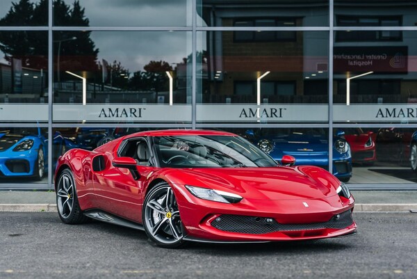 Used Ferrari 296 GTB 2024 for sale - 76283194: Photo 1