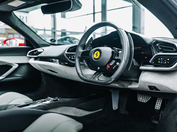 Used Ferrari 296 GTB 2024 for sale - 76283194: Photo 40