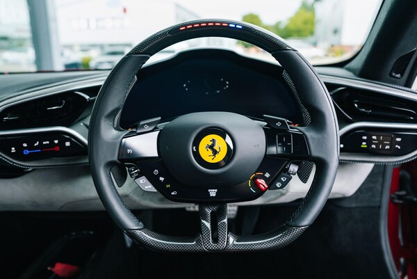 Used Ferrari 296 GTB 2024 for sale - 76283194: Photo 41