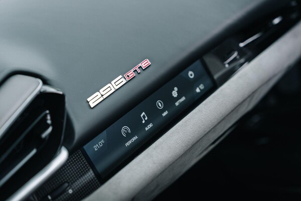 Used Ferrari 296 GTB 2024 for sale - 76283194: Photo 47