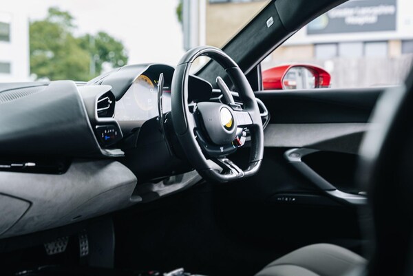 Used Ferrari 296 GTB 2024 for sale - 76283194: Photo 53