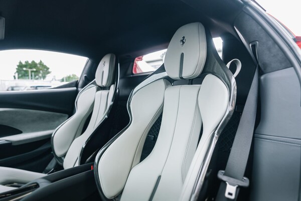 Used Ferrari 296 GTB 2024 for sale - 76283194: Photo 54