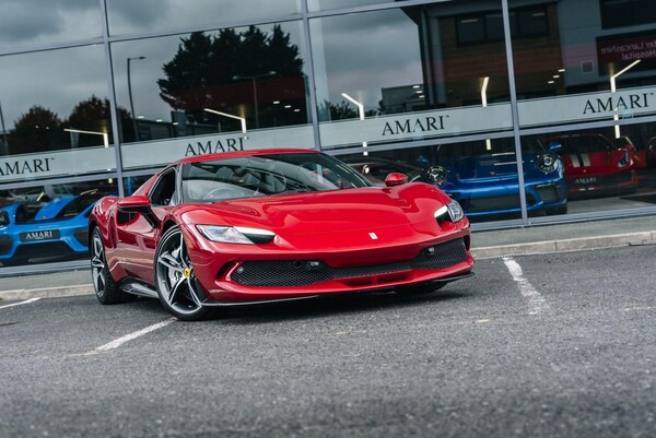 Used Ferrari 296 GTB 2024 for sale - 76283194: Photo 9