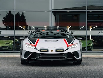 Used Lamborghini Huracan 2023 for sale - 76284000: Photo