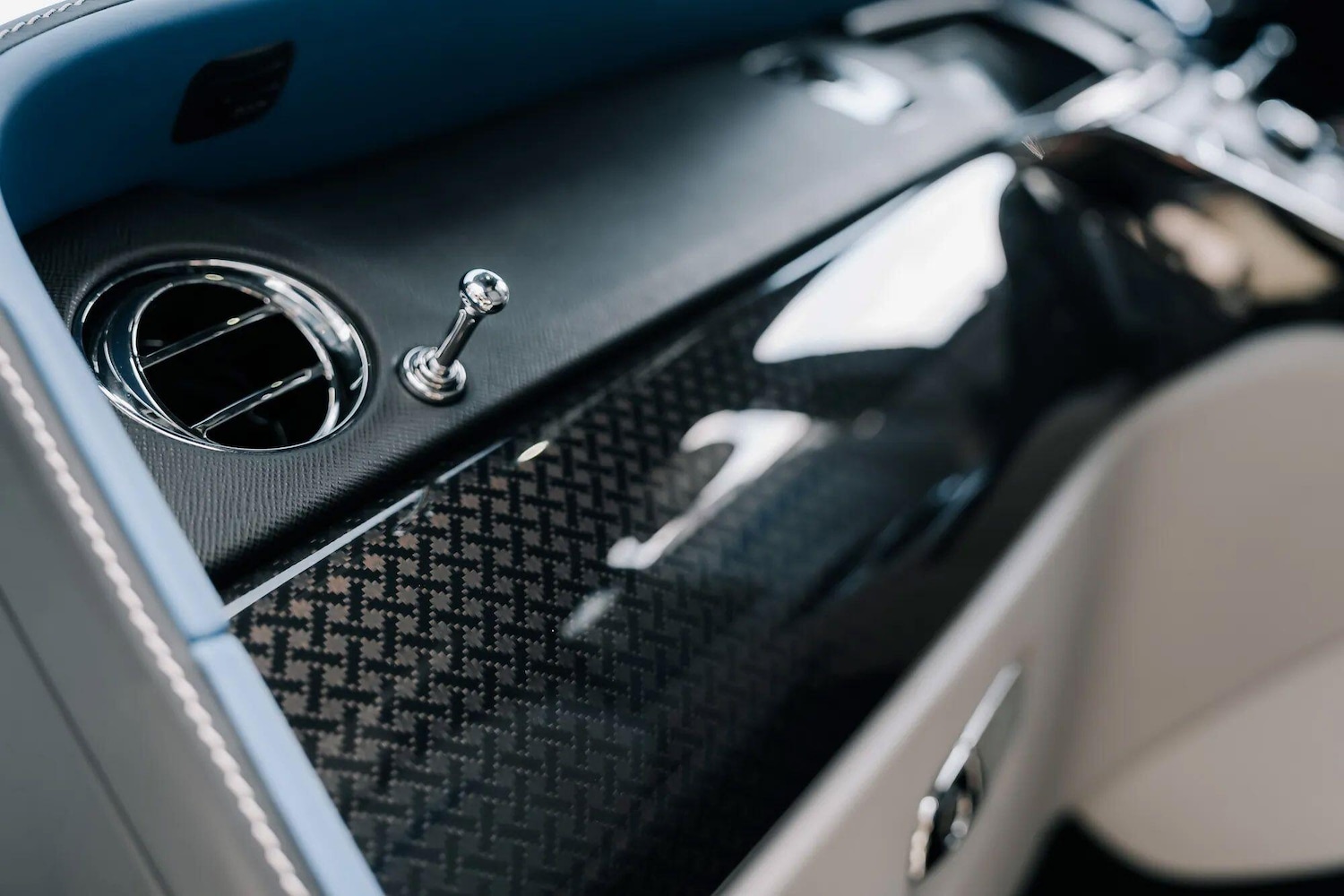 Used Rolls-Royce Cullinan 2020 for sale - 76988264: Photo 27