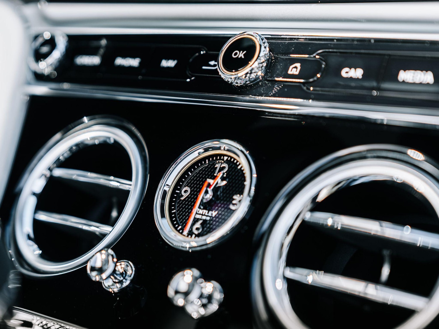 Used Bentley Continental 2023 for sale - 76284427: Photo 51