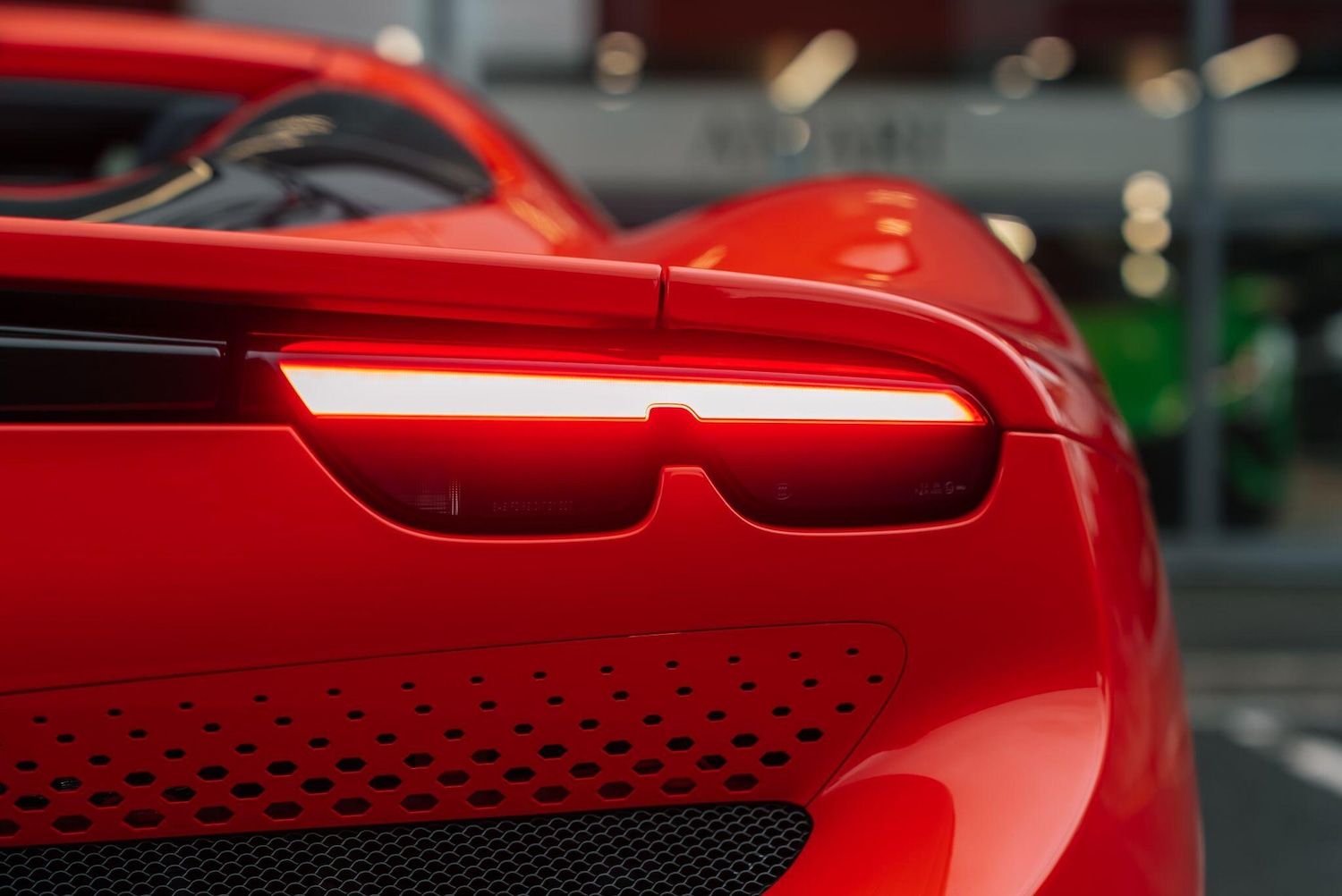 Used Ferrari 296 GTS 2025 for sale - 76284217: Photo 10