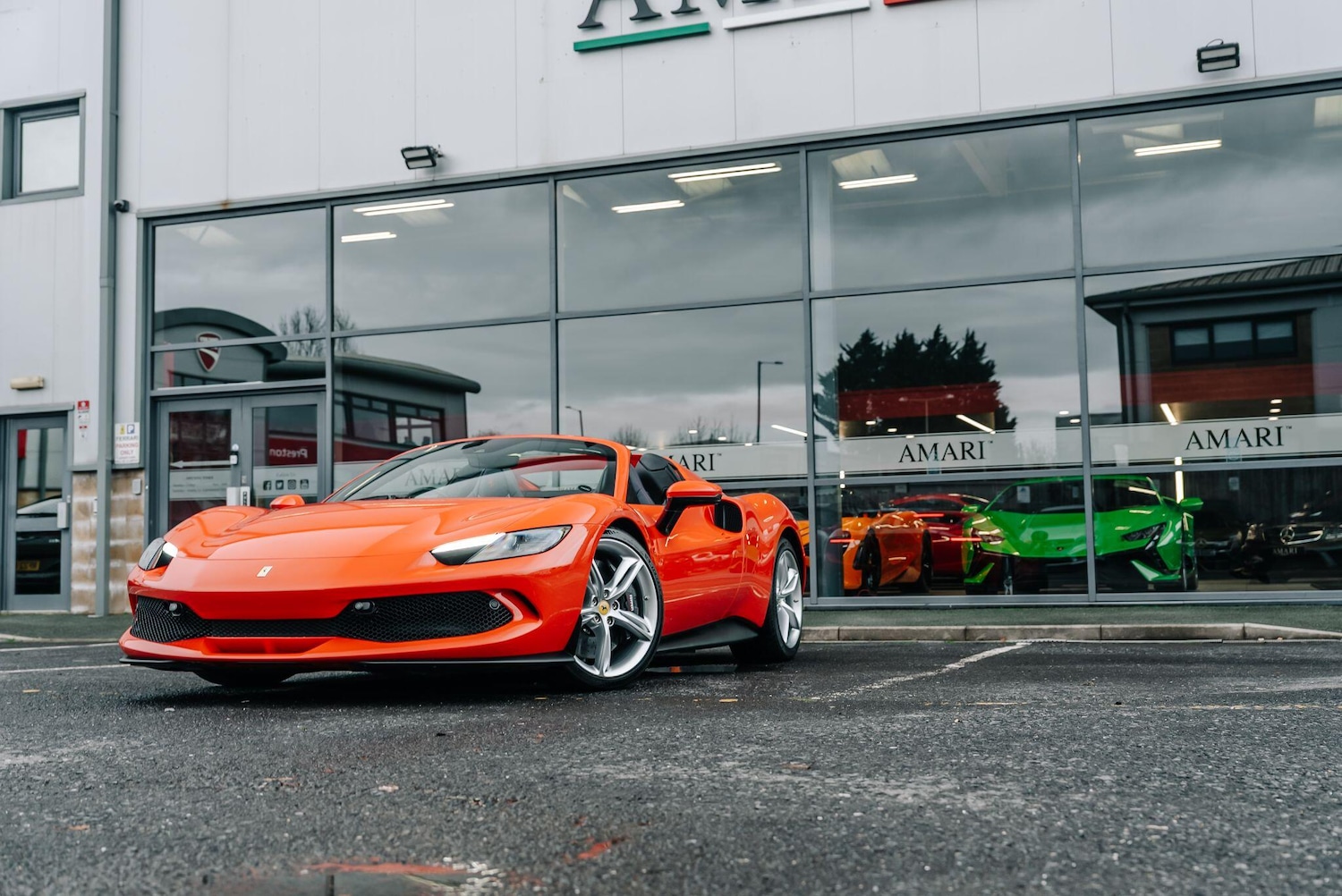 Used Ferrari 296 GTS 2025 for sale - 76284217: Photo 20