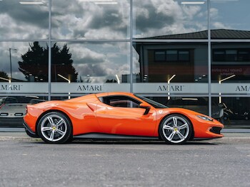Used Ferrari 296 GTS 2024 for sale - 76284217: Photo