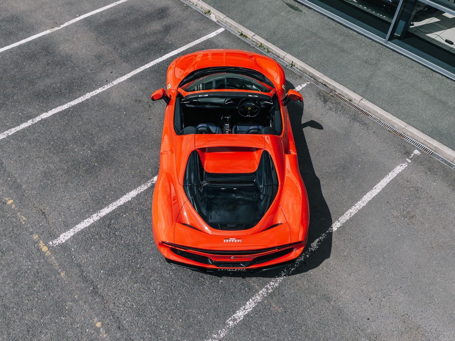 Used Ferrari 296 GTS 2025 for sale - 76284217: Photo 32