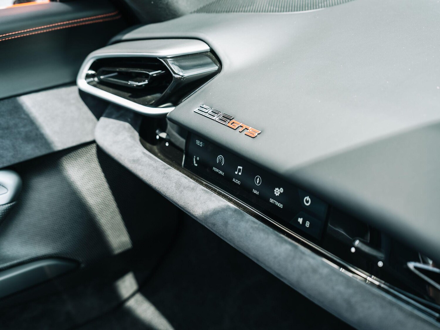 Used Ferrari 296 GTS 2025 for sale - 76284217: Photo 41