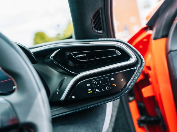 Used Ferrari 296 GTS for sale - 76284217: Photo 43