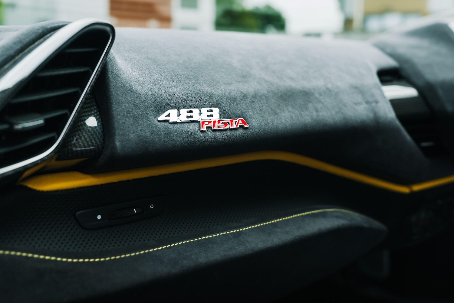 Used Ferrari 488 Pista 2021 for sale - 76284222: Photo 59