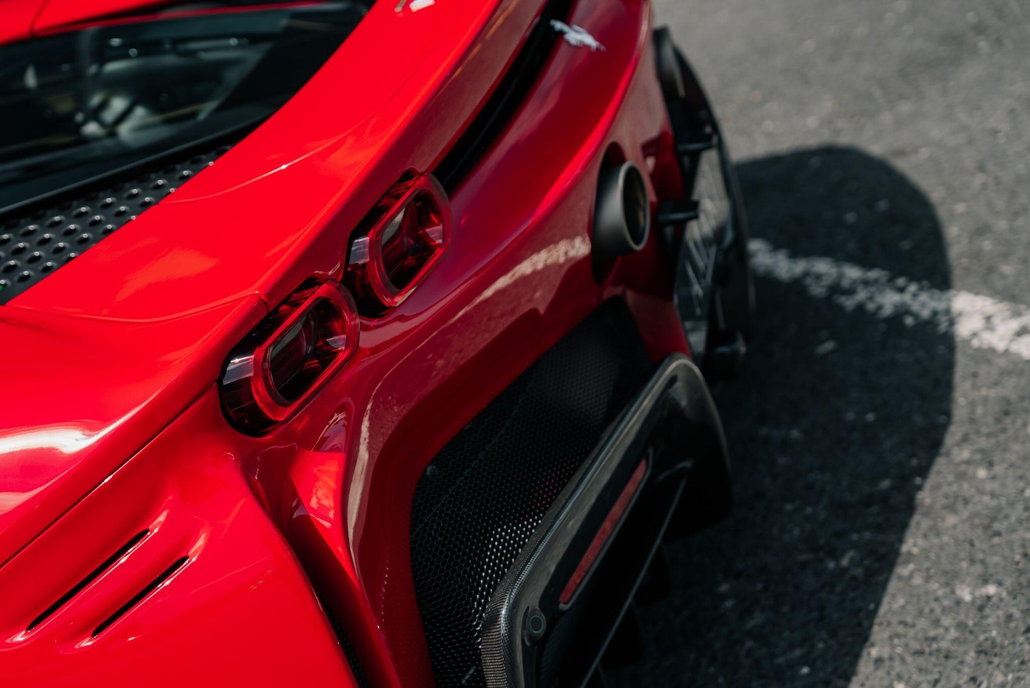 Used Ferrari SF90 Spider 2023 for sale - 76284259: Photo 17