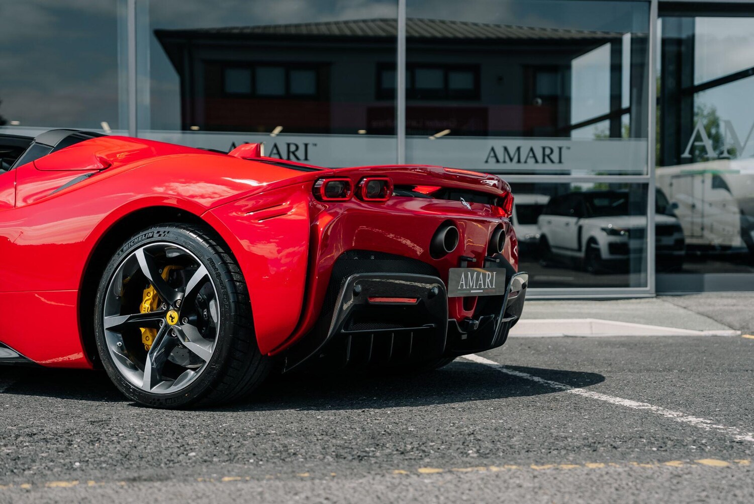 Used Ferrari SF90 Spider 2023 for sale - 76284259: Photo 19