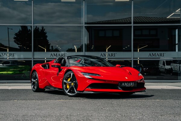 Used Ferrari SF90 Stradale for sale - 76284259: Photo 1
