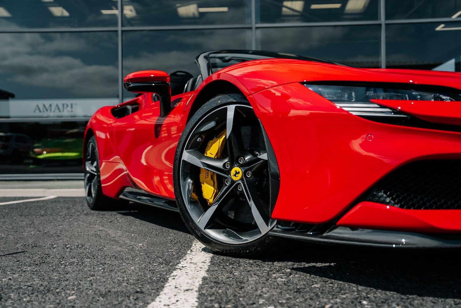 Used Ferrari SF90 Spider 2023 for sale - 76284259: Photo 21