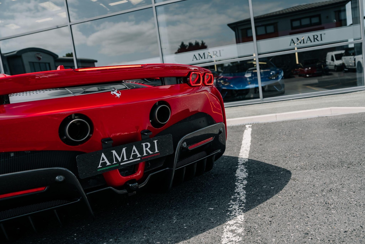 Used Ferrari SF90 Spider 2023 for sale - 76284259: Photo 25