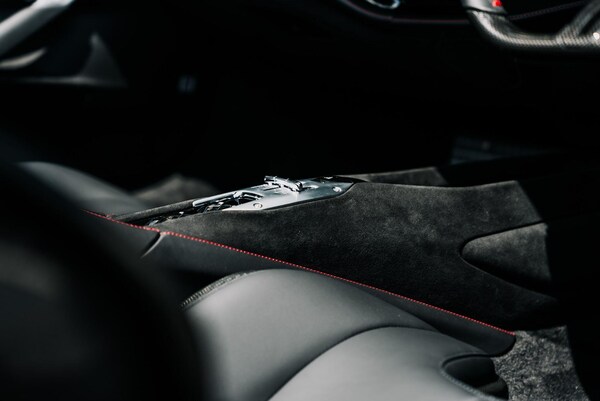 Used Ferrari SF90 Stradale for sale - 76284259: Photo 40