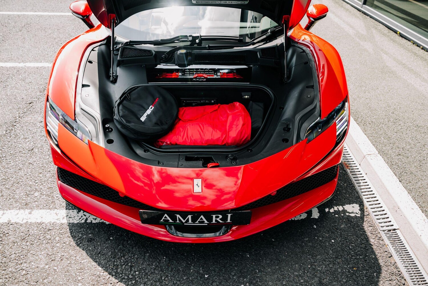 Used Ferrari SF90 Spider 2023 for sale - 76284259: Photo 54