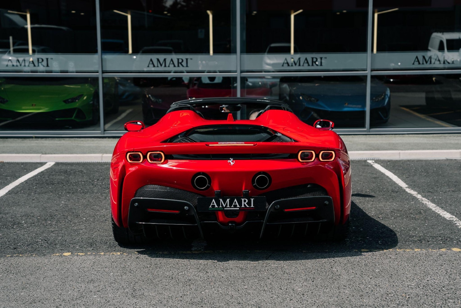 Used Ferrari SF90 Spider 2023 for sale - 76284259: Photo 9