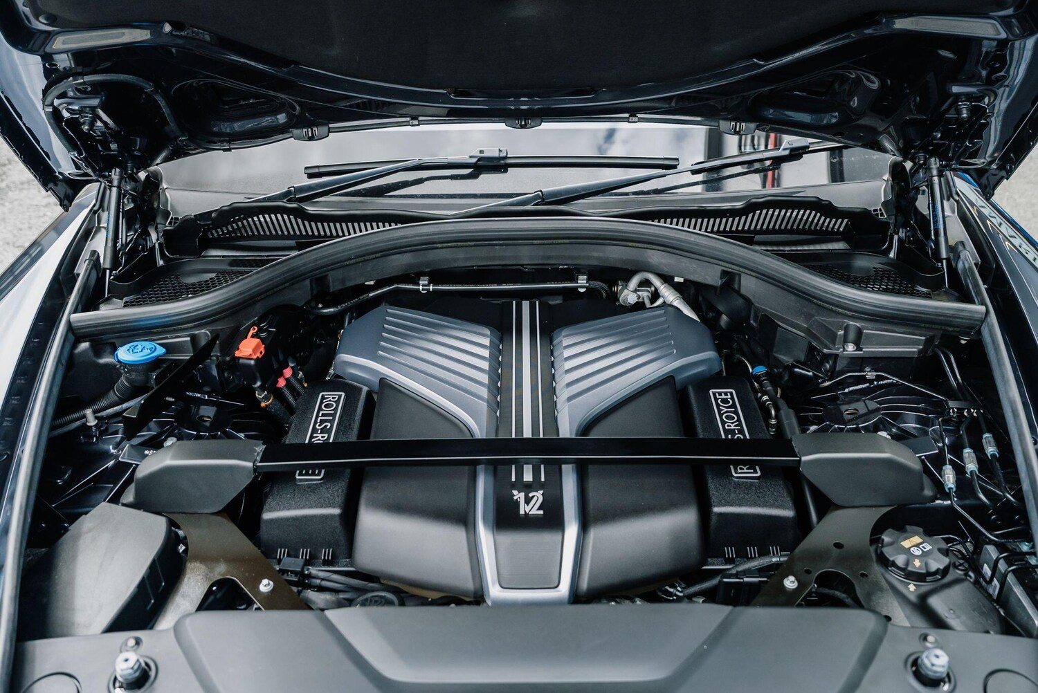 Used Rolls-Royce Cullinan 2020 for sale - 76283575: Photo 74