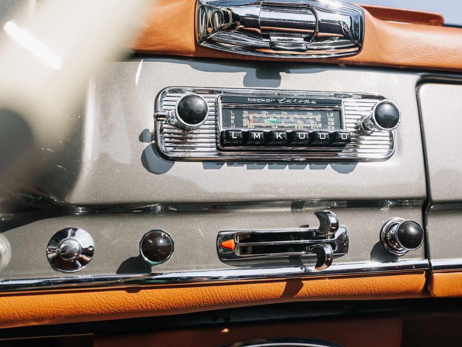 Used Mercedes-Benz 190 SL 2017 for sale - 76993529: Photo 51