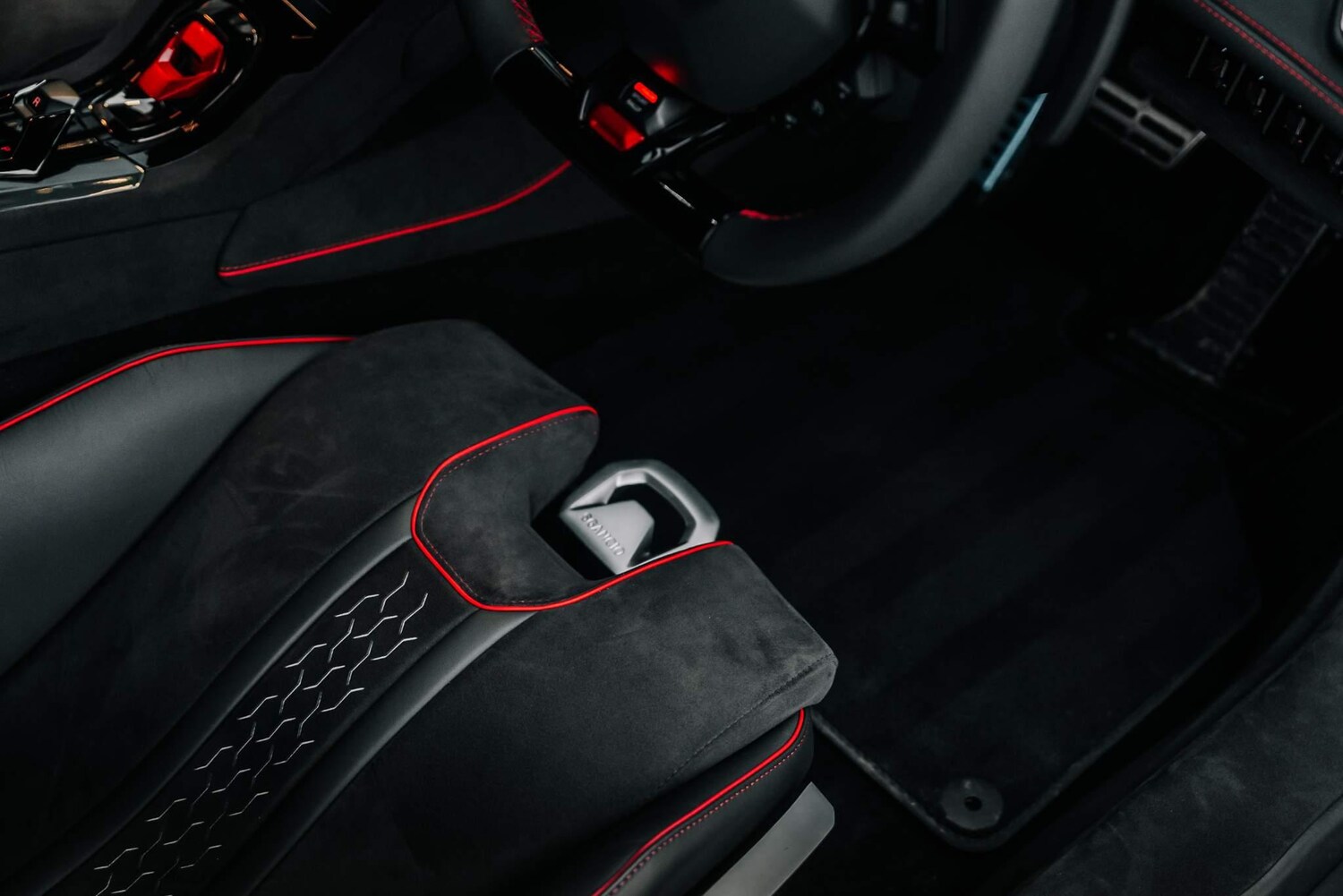 Used Lamborghini Urus 2023 for sale - 76592660: Photo 45