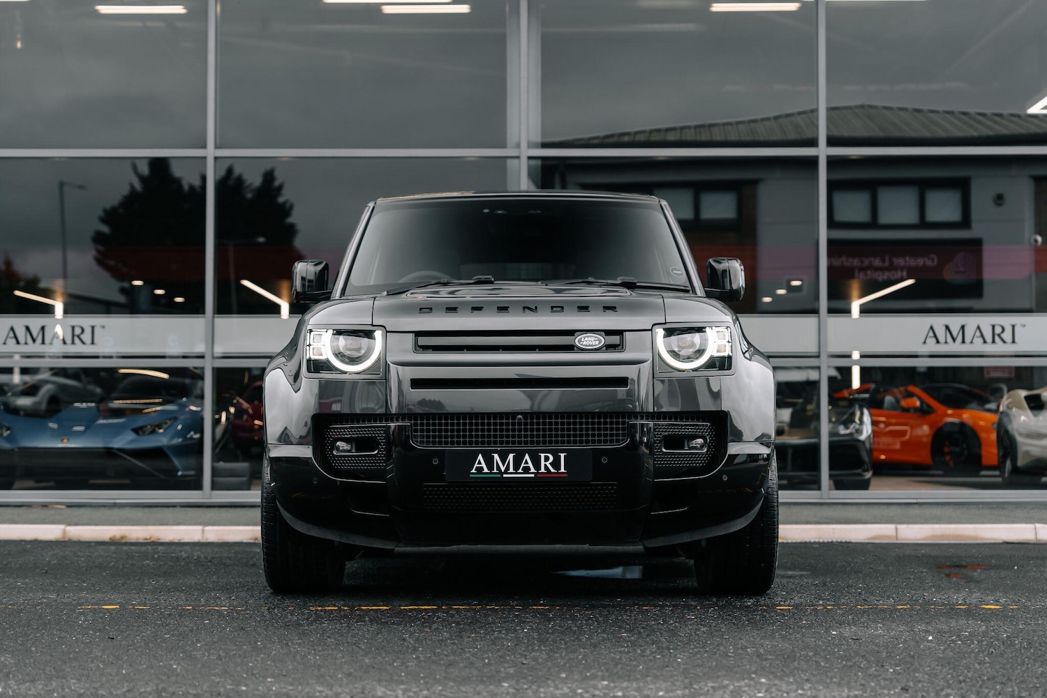 Used Land Rover Defender 110 for sale - 76886785: Photo 4