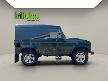Used Land Rover Defender 2010 for sale - 79532924: Photo