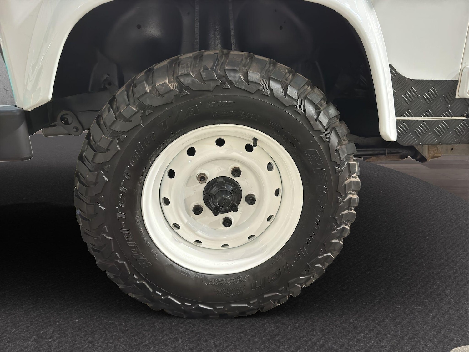 Used Land Rover Defender 2016 for sale - 76765931: Photo 20