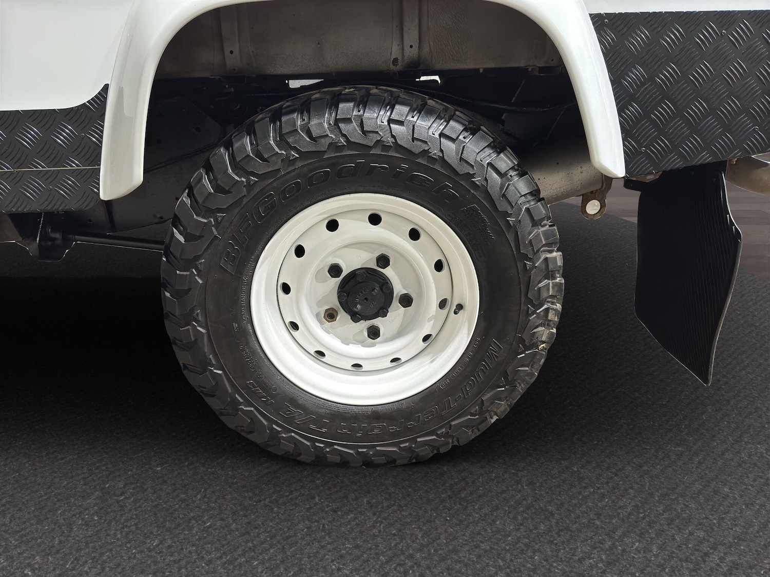 Used Land Rover Defender 2016 for sale - 76765931: Photo 21