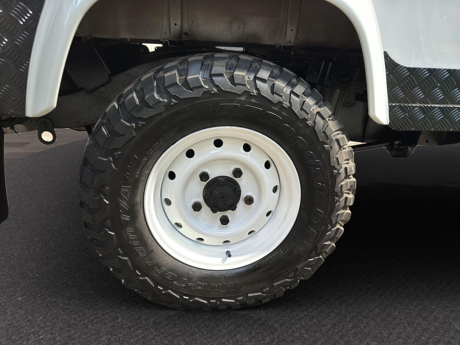 Used Land Rover Defender 2016 for sale - 76765931: Photo 22