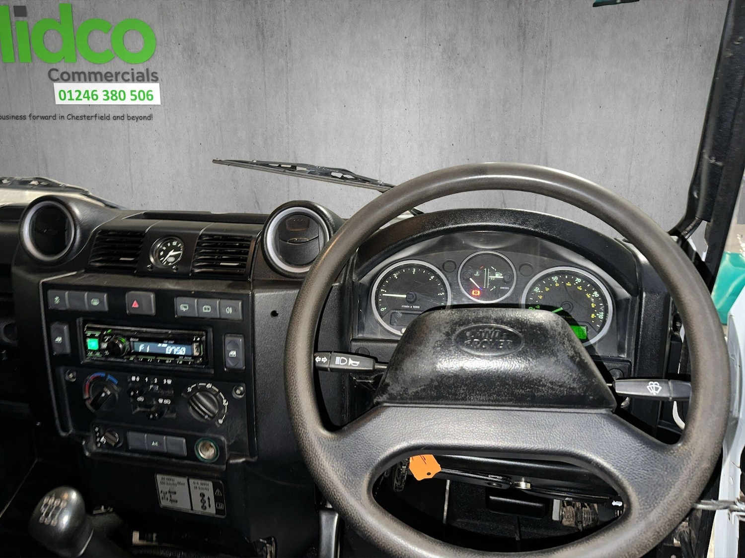 Used Land Rover Defender 2016 for sale - 76765931: Photo 4