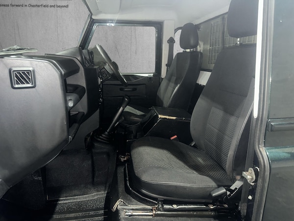 Used Land Rover Defender 110 2016 for sale - 75670640: Photo 16