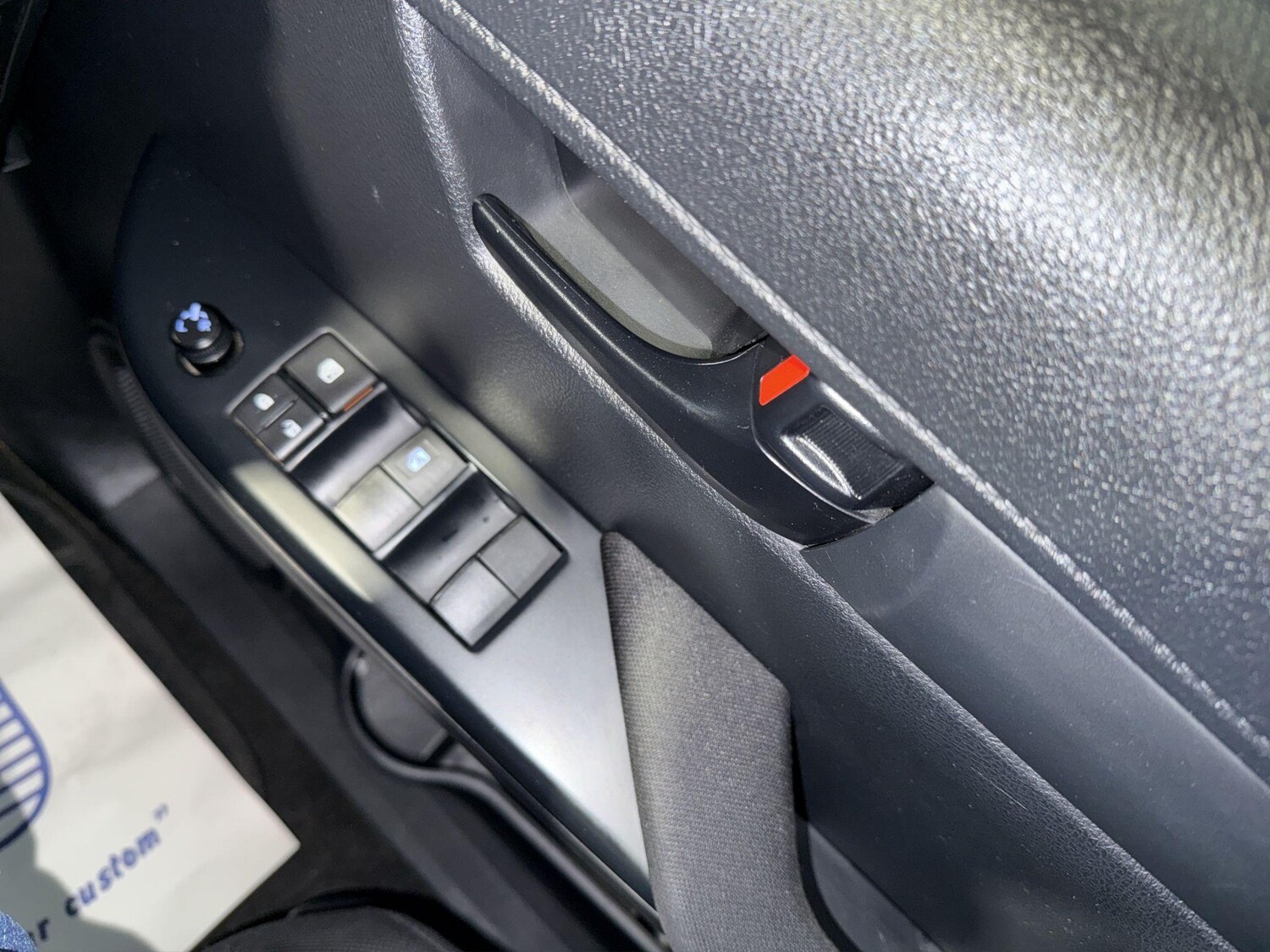 Used Toyota Hilux for sale - 77573821: Photo 12