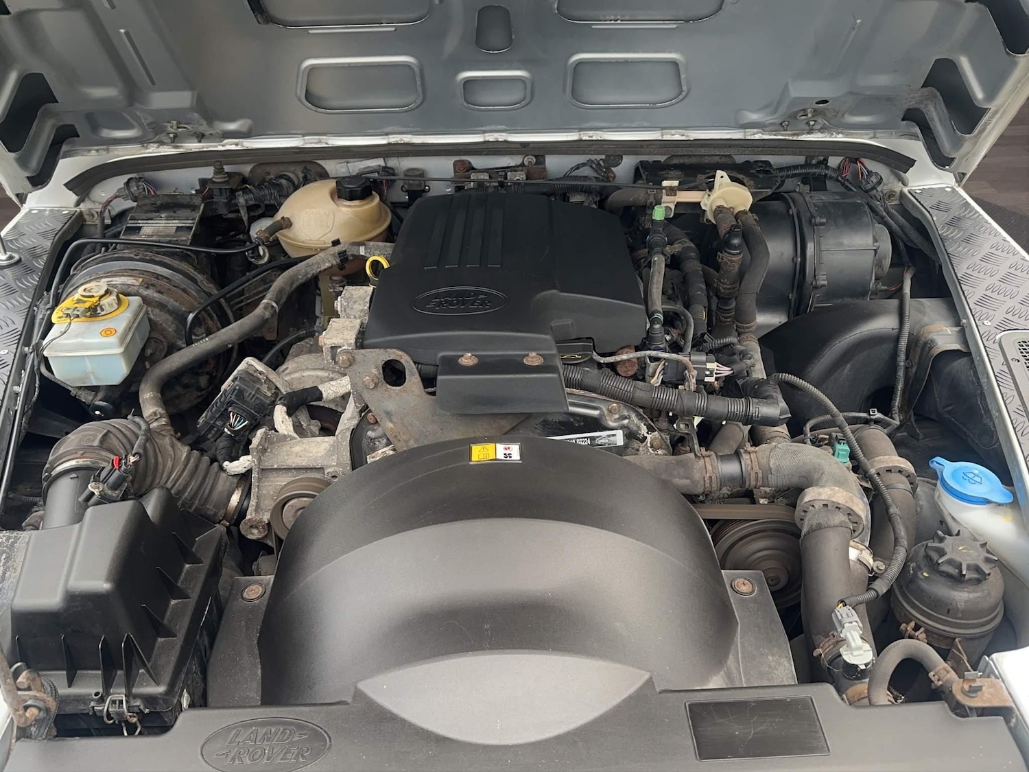 Used Land Rover Defender 2014 for sale - 76573107: Photo 18