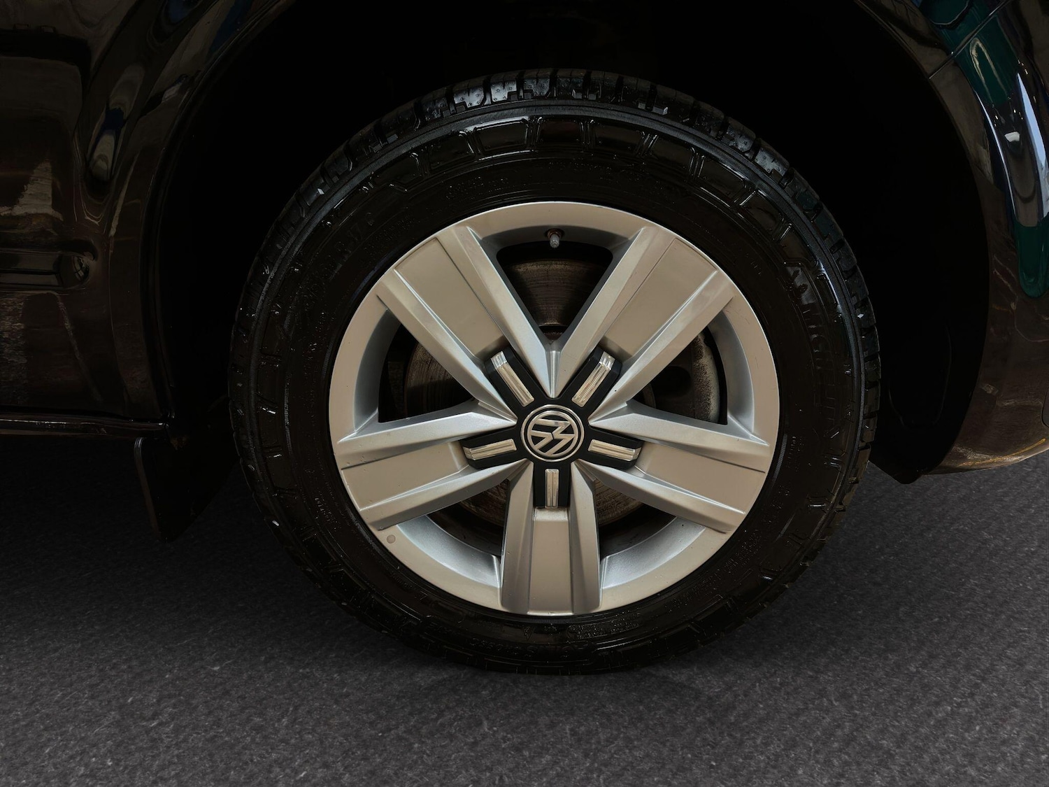 Used Volkswagen Transporter 2023 for sale - 76561811: Photo 26