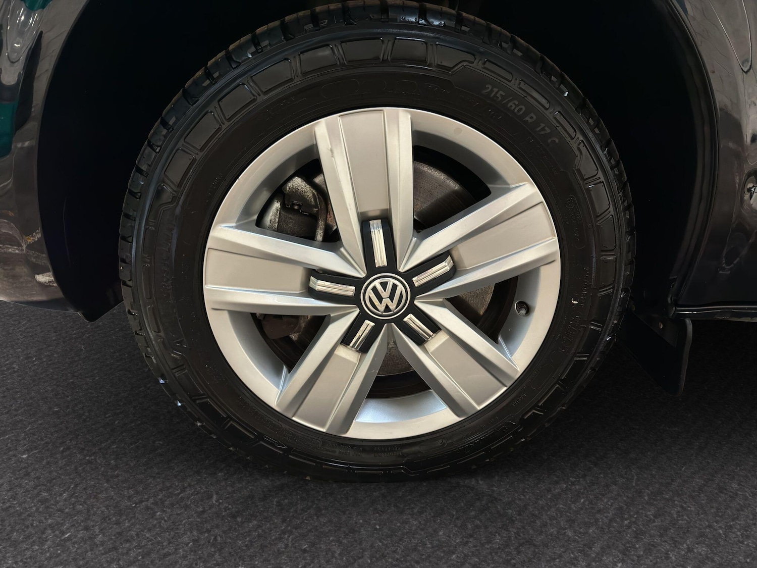 Used Volkswagen Transporter 2023 for sale - 76561811: Photo 27