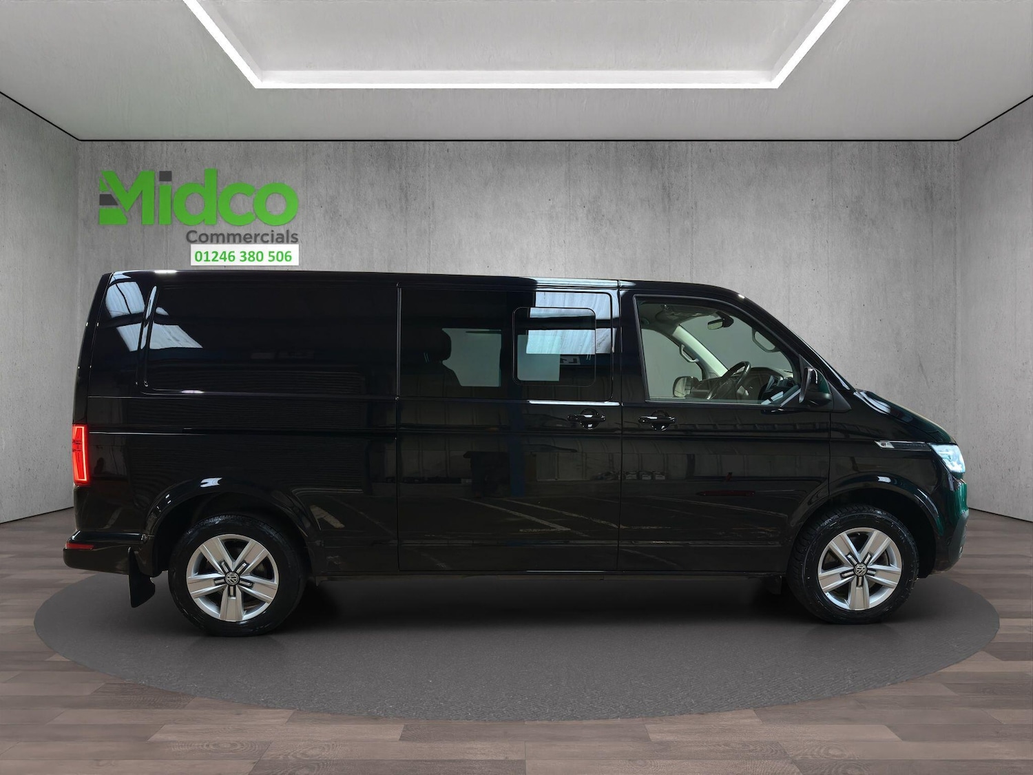 Used Volkswagen Transporter 2023 for sale - 76561811: Photo 9