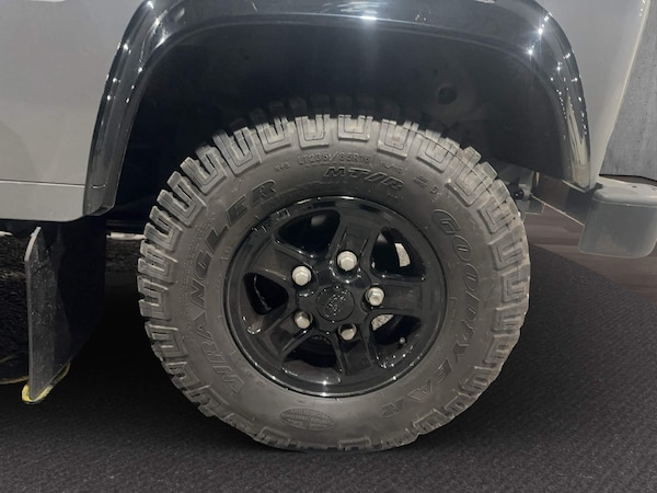 Used Land Rover Defender 110 2013 for sale - 74337060: Photo 18