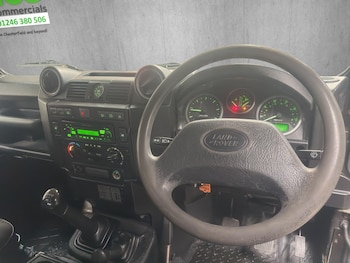 Used Land Rover Defender 2010 for sale - 76549382: Photo