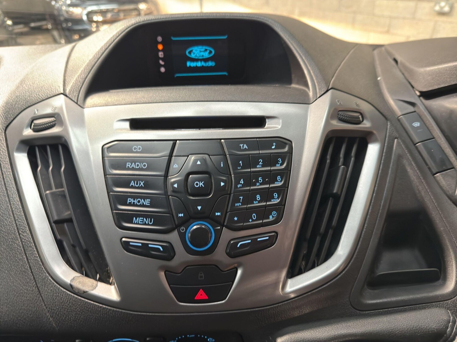 Used Ford Transit Custom 2015 for sale - 77537968: Photo 14