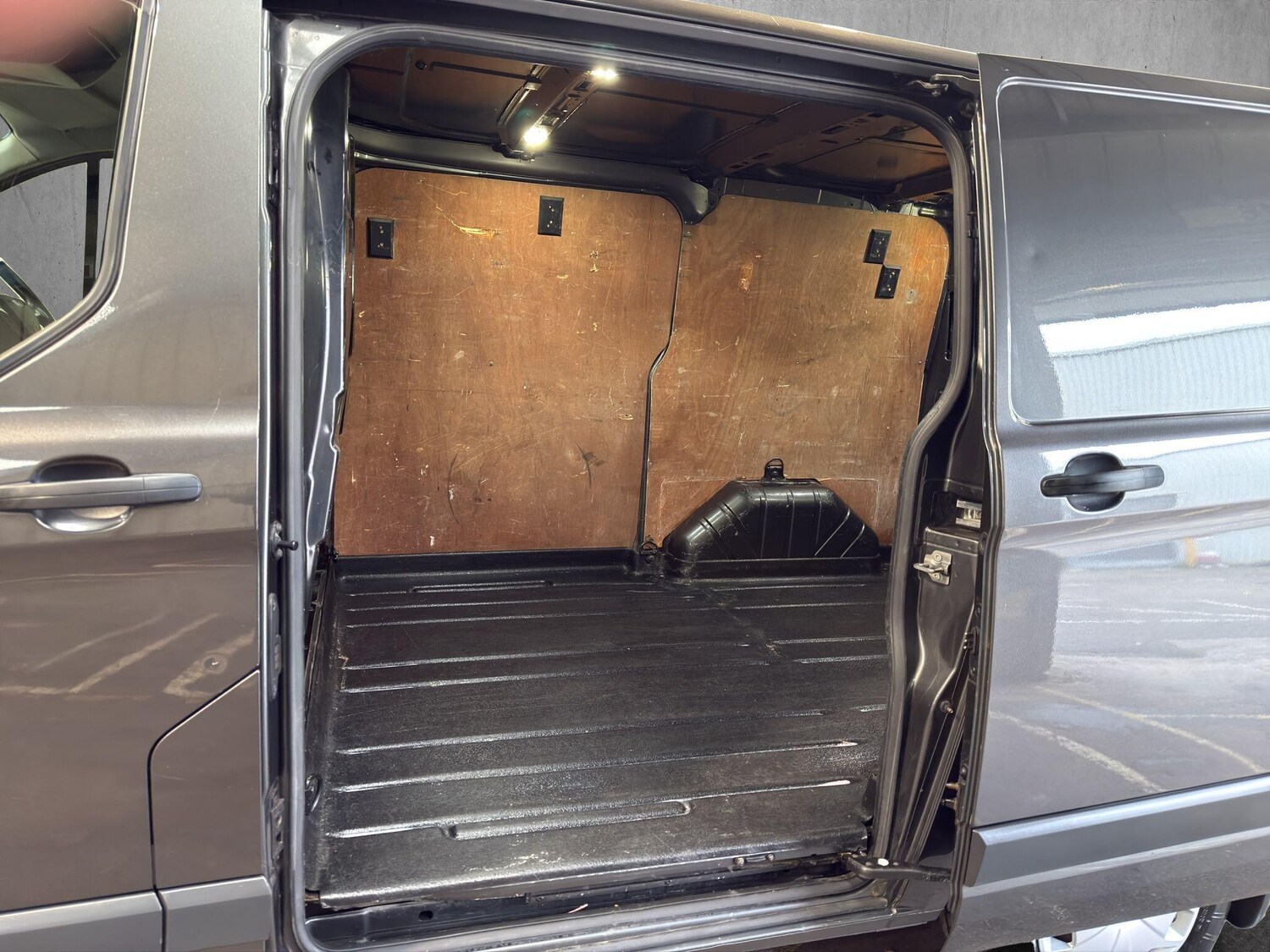 Used Ford Transit Custom 2015 for sale - 77537968: Photo 16