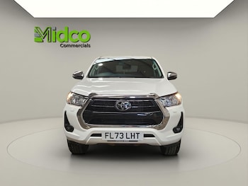 Used Toyota Hilux 2023 for sale - 78492209: Photo