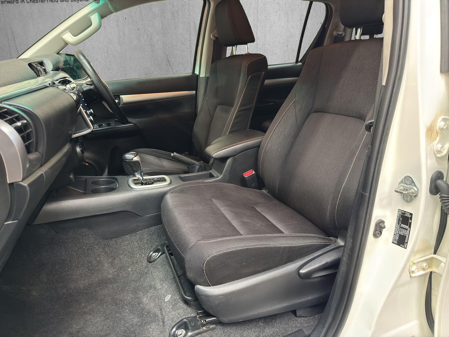 Used Toyota Hilux 2021 for sale - 77854240: Photo 12